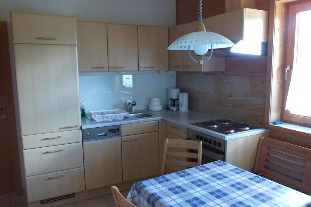Haus Schneeflocke Apartment Лех ам Алберг Стая снимка
